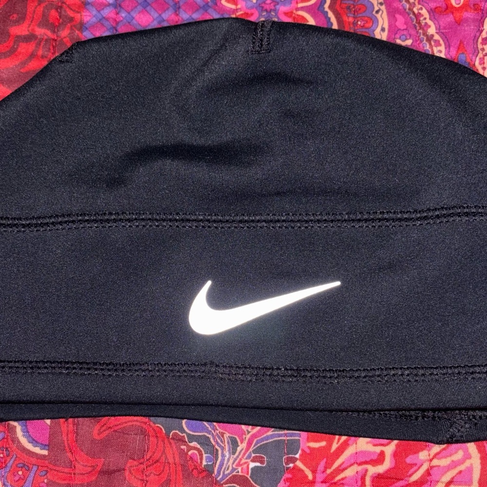 Nike Terra Dri-FIT Uncuffed Beanie